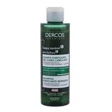 VICHY DERCOS ANTI-PELLICULAIRE šampón proti lupinám s peelingovým efektom , na mastné vlasy 1x250 ml